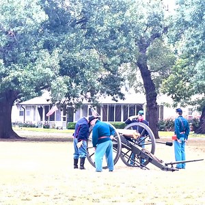 Check out our Frontier Army Days to learn about the history of Fort Sill, Southwest Oklahoma and the Army. Public Tours on Saturday Oct. 8th from 9am to 3pm. 🇺🇸 🗽 🗝️ ⚾ #PeopleFirst #ArmyHistory U.S. Army U.S. Army Training and Doctrine Command United States Army Heritage and Education Center (USAHEC) United States Field Artillery Association Stan Booker, Mayor of Lawton, OK Lawton, Oklahoma Lawton Public Schools Lawton Oklahoma, City Government U.S. Army Center of Military History | US Army 
