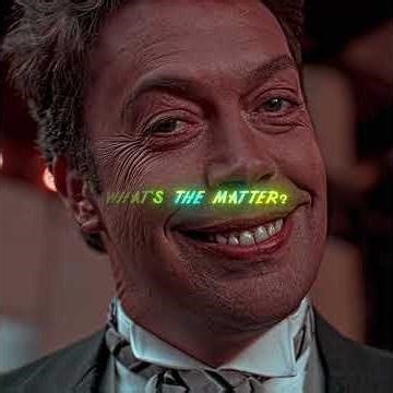 🎄✨⟪Home Alone 2⟫ Kevin outsmarts the escaped bumbling thieves. #movie #edit #shrots