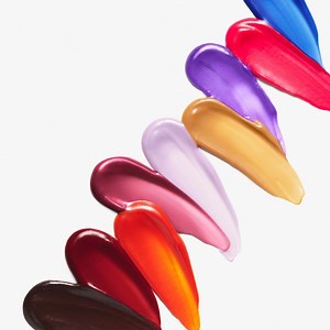 Experience temporary color with the nourishing benefits of a deep conditioning treatment. | Moroccanoil