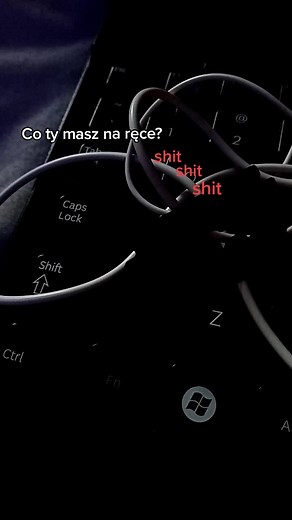 Exploring a Unique Keyboard and Earphones Setup