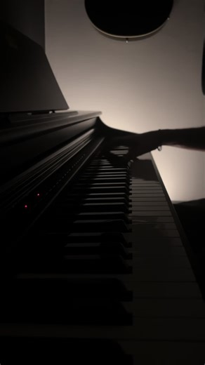 Piano Cover Experience: Beautiful Melodies for Everyone