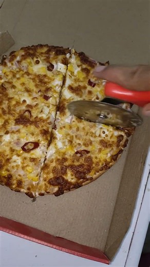 100 Days 100K Subscriber challenge Day 93 Corn Crunch Pizza 🍕😋😋🍕