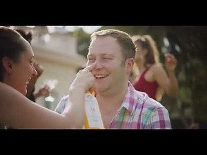 Ed Sheeran - Beautiful People (feat. Khalid) [Official Music Video]