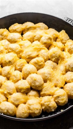 Mimi | Eats Delightful on Instagram: "lemon monkey bread 🍋 fluffy bites of dough tossed in a bright and fresh sticky lemon coating and drizzled with some simple icing on top 🤌 recipe is on my website! #lemon #lemons #monkeybread #lemondessert"