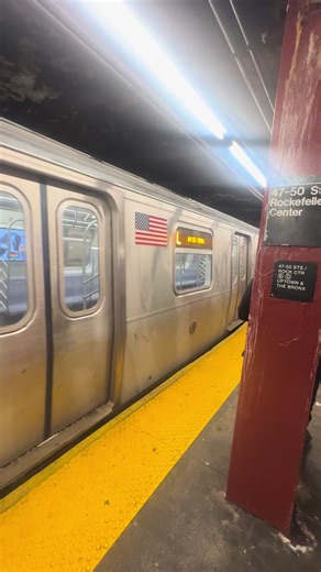 VERY RARE. L-TRAIN HAD RAN ON THE B AND D LINES. MANHATTAN, NEW YORK. #mta #train #subwaystation #newyork #viral