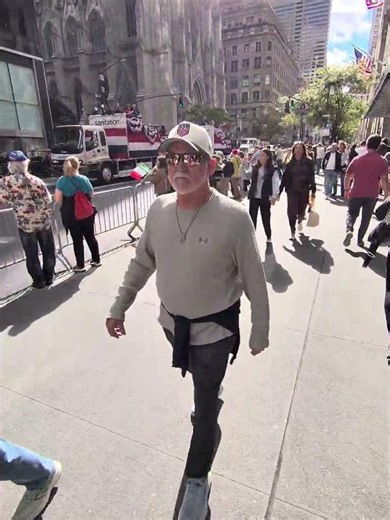 82nd Columbus Day Parade 2026: Floats & Italian Pride Roll Down Fifth Avenue, NYC | 4K POV