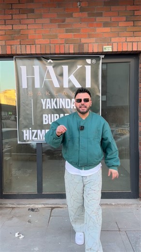 Mustafa Akçakaya on Instagram: "@hakibaklavaosmaniye 💚"