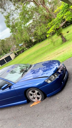 Exploring the Holden Commodore V6 Manual Experience