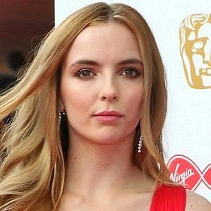 Jodie Comer Boyfriend 2026: Dating History & Exes - CelebsCouples