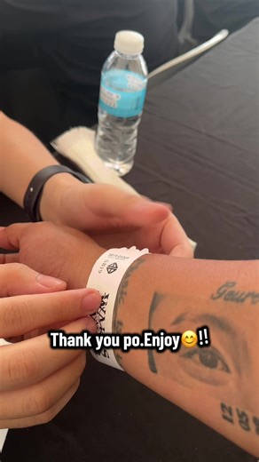 Sa sobrang dami ng pwedeng mag-check ng tix during WAS Trilogy Concert, nagtampo na si Kuya kasi walang pumipila sa kanya. #WakasAtSimula #SB19 #SB19WaS #WaSTheFinale