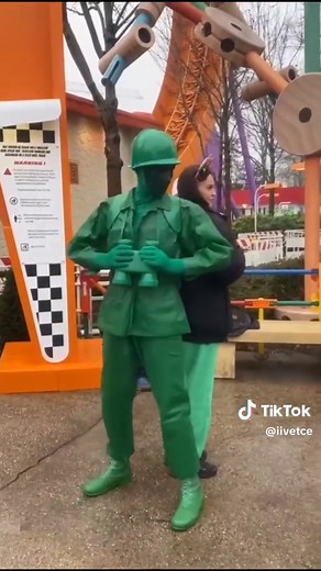Dizfraz de Soldados de Toy Story: ¡Lleva la Magia a Casa!