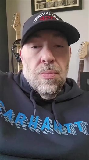 Taking a moment this Thanksgiving to salute the heroes who don’t get a day off. Thank you, first responders. 🙏🦃🚓🚒 #Thankful