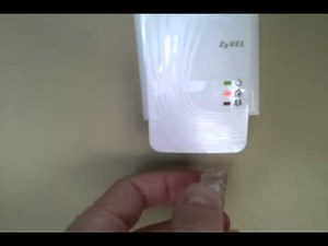 ZyXEL PLA4201 HD Powerline Networking Adapter