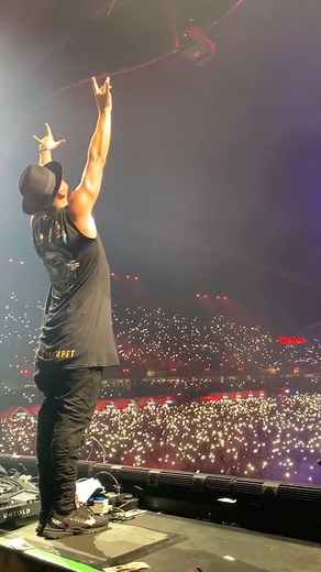 70,000 lights in Romania! #thingsthathappened #timmytrumpet #untoldfestival #freaks #freakstimmytrumpet #edm
