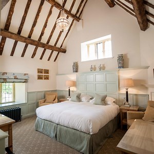 15 Cozy English Country Inns Perfect For Winter