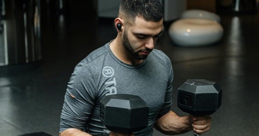 Researchers unveil how high reps and low reps impact muscle growth