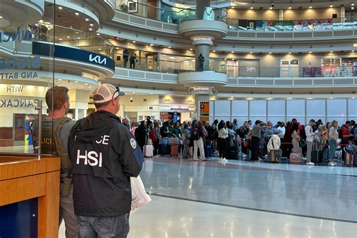 Delta offers travel waiver for Atlanta fliers affected by long TSA lines