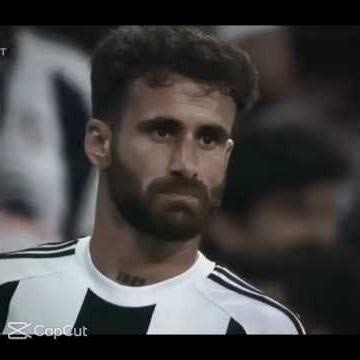 Pazar günü derbide oynayacakmış🖤 #keşfet #keşfetbeniöneçıkar