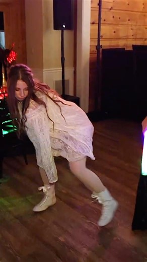 Bride Dancing! #shorts #brideenergy #dancefloor