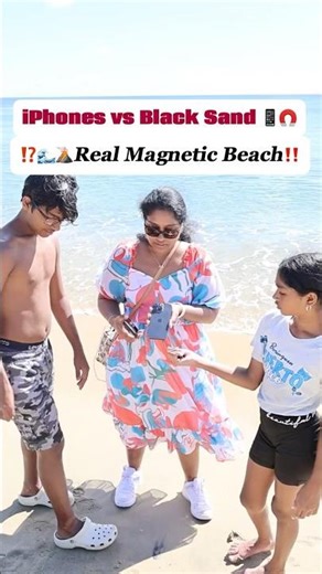 Magnetic Black Sand Test|iphone Magnet Experiment at Playa Negra|Puerto Rico Travel #youtubeshorts