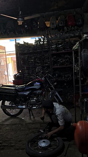 Hero Splendor [Model Name] Gets a Custom Alloy Wheel Upgrade! 🛠️ Looking to give your trusted Hero Splendor a fresh, sporty look? In this video, I walk you through the complete, step-by-step process of changing the stock wheel for a brand-new [Specific Size/Color/Brand] alloy wheel! **What You'll Learn in This Video:** * [Step 1: E.g., How to safely remove the old wheel assembly] * [Step 2: E.g., Tips for fitting the new drum brake and axle] * [Step 3: E.g., The tools you need for a smooth inst