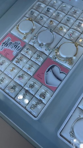 18K views · 597 reactions | Picking Up the Perfect 40th Anniversary Gift for My Mother-in-Law ✨ #anniversarygift #pandora #dayinmylife #vlog | Who’s DariLand | Facebook