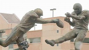 Images: Gleason statue unveiled
