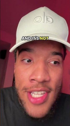 IOS 26 Broke the keyboard.. #carterpcs #tech #ios #ios26 (iOS 26 keyboard issue)