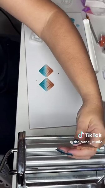 Polymer Clay Rolling Machine: Ombre Sunset Vibes Tutorial