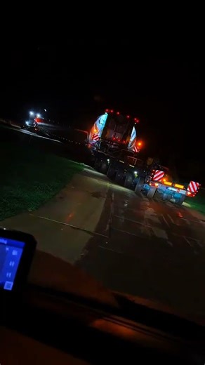 Dotarcie z ładunkiem na miejsce Vienna 🇦🇹🛣️🚛🚨🌄#Transport Ponadgabarytowy#pasja# praca #Bf3 # Shorts