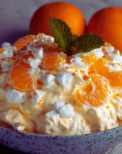 Orange Fluff Salad 2 cups of mandarin oranges, drained 1 cup of mini marshmallows 1 cup of whipped topping (like Cool Whip) 1 cup of cottage cheese 1/2 cup of shredded coconut (optional) ...... Full Recipe in Coʍmеոτ 💬 | Old Fashioned Recipes