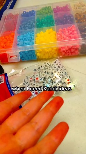 #colorblast #kandicore #kandisingles #kandi #kandicuff #kandibeads #kandiideas