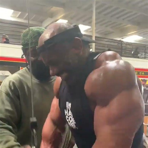 TRY THIS TRICEPS PUSHDOWN VARIATION #shorts