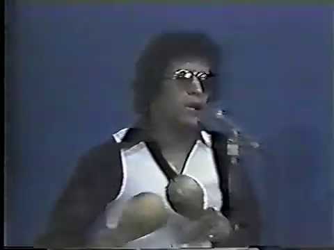 Hector Lavoe "Periodico De Ayer" En Vivo/Live