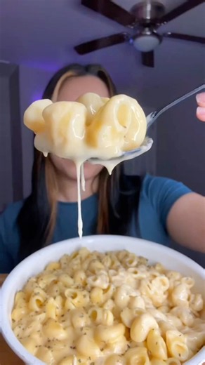 🍝🔥 CHEESY MAC N CHEESE OVERLOAD! 🤤 #mukbang #asmreating #asmr