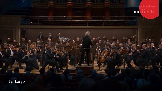 [REPLAY] At the magnificent Dvořák Hall, world-renowned maestro Semyon Bychkov conducts the Česká filharmonie in an unmissable program of featuring Shostakovich’s Symphony No. 8. The second of his three “War Symphonies,” and deemed his “most tragic work” by friend Isaac Glikman, the “Stalingrad” Symphony paints a harrowing picture of the suffering endured by those living under Stalin’s totalitarian regime during the Second World War. Watch the concert available in full on medici.tv. https://bit.