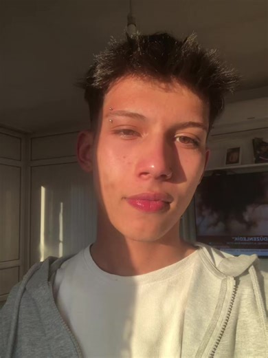 m4mi.1nc (@muhammetasln33) adlı kullanıcının orijinal ses - Flowscope ile oluşturduğu videoları