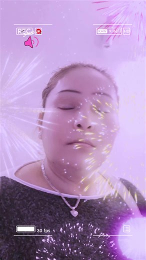 Video di ana gabri (@anagabrielaferruf2) con suono originale - 🎵World🎵-Official 🎵