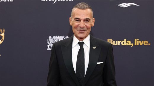 Zu sechst: Erol Sander überrascht Fans mit neuem Familienfoto