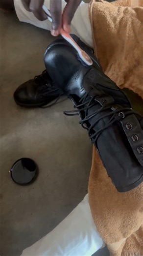 How to Shine your Combat Boot using polish , water and gauze