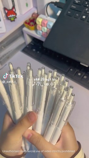 Set Bút Bi Và Bút Gel Deli Thiên Long