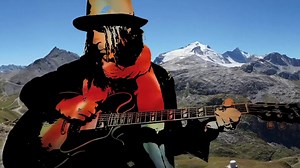 WHY YOU SO CRAZY. NEW ALBUM OUT NOW. DIG IT. | The Dandy Warhols