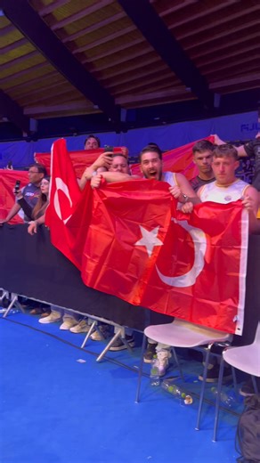 Turkey has ARRIVED in Cage Warriors 🇹🇷👏 Watch our #CW189 Rome MAIN EVENT live now on UFC Fight Pass | Cage Warriors