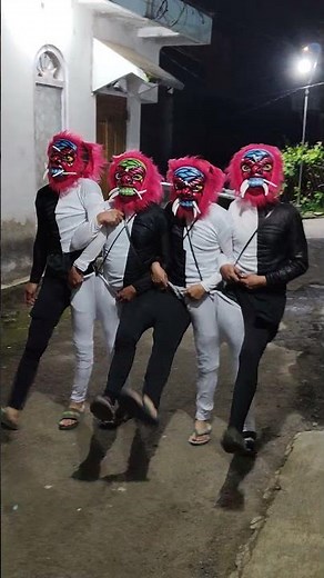 Crazy Tandem Carnival Costume || ViralHog