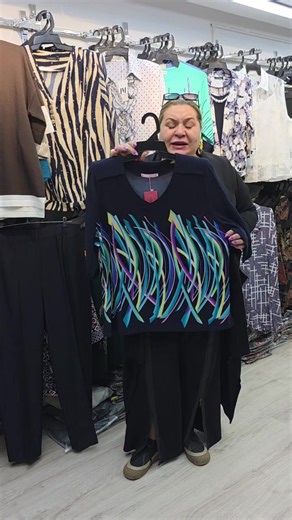 Qiymətlər üçün 👉 Whatsapp : 055 446 4346 🔸️Ünvan: 28 may,Yeraltı keçid, 3 nömrəli mağaza #boyukolculugeyimler #boyukolculudonlar #boyukolculuxanimlar #boyukolculuşalvar #keşfetteyizzz