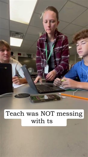 Making noise in a quiet classroom #funny #prank #shorts