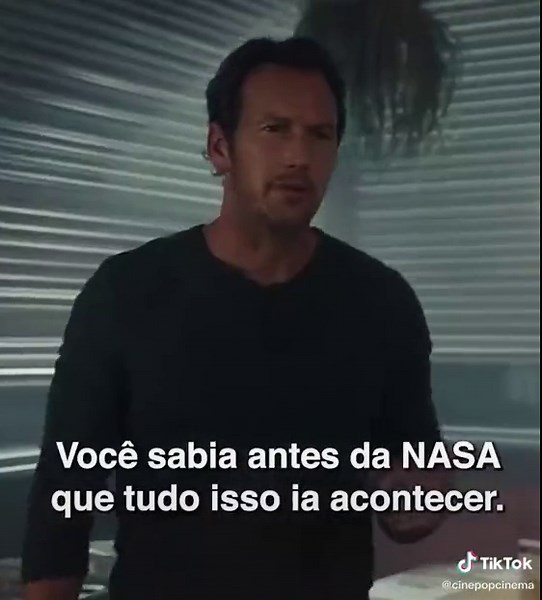 Trailer do Filme Moonfall: Ameaça Lunar