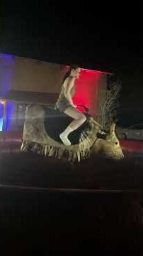 This was the funniest fall tonight 😭😂