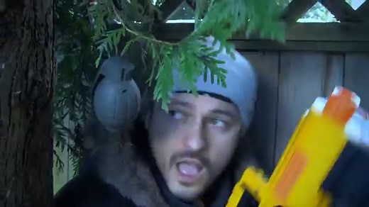 Nerf War: Snow Battle!