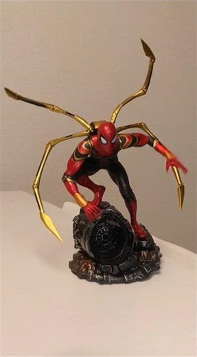 💥 Marvel Legends Iron Spider Showcase & Review 2026 🔥 Gold Mechanical Arms & Epic Details
